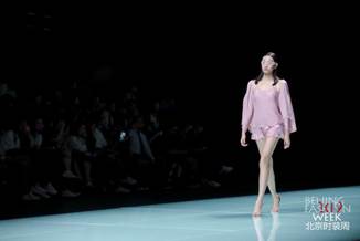 7bf3ba6dfd0647c68cdd9028a16ea09